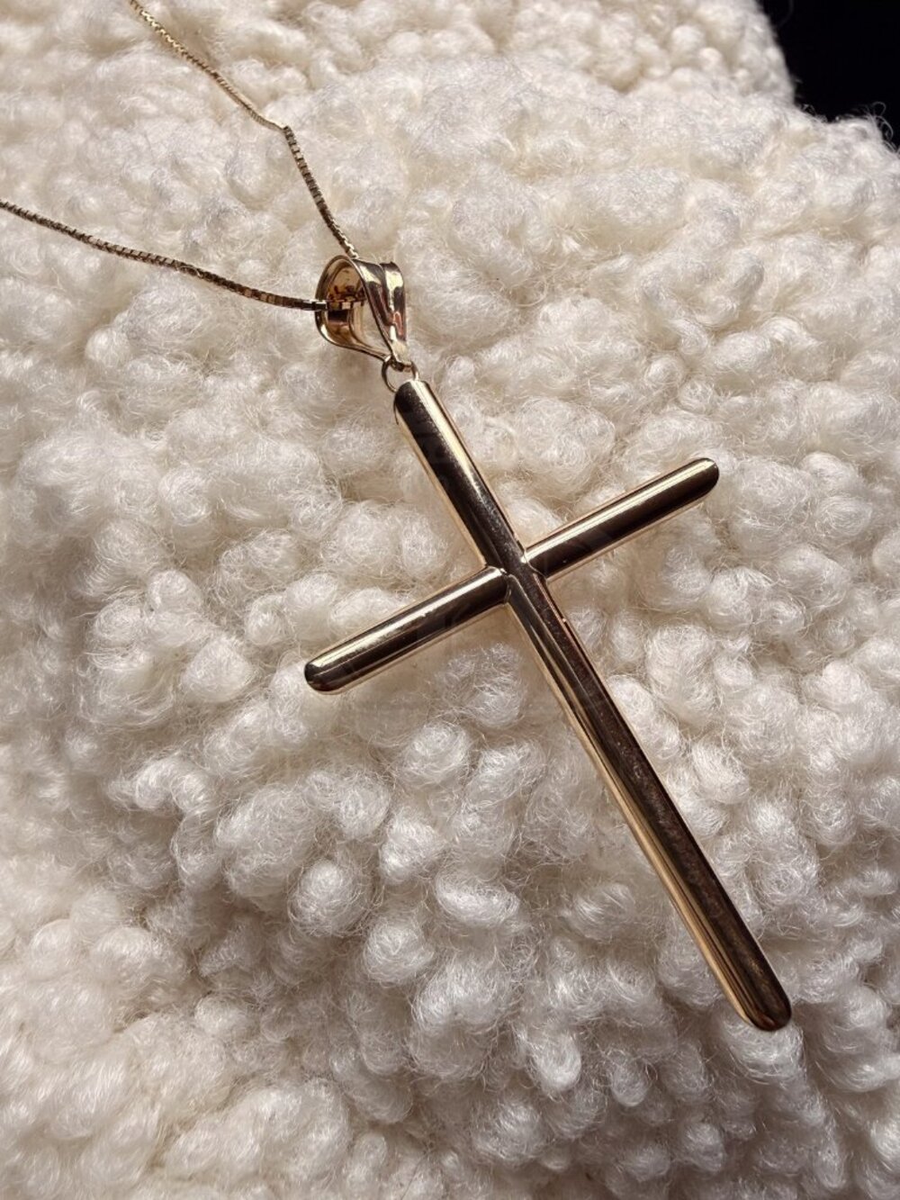 14K Yellow Gold Cross Pendant With 0.8mm Box Chain - 16 inch